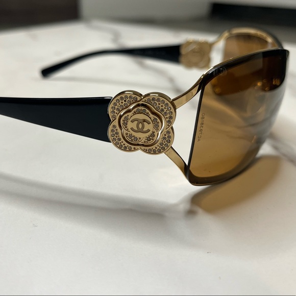 Authentic Chanel Vintage Brown Lens Gold Logo Sunglasses - Picture 7 of 9